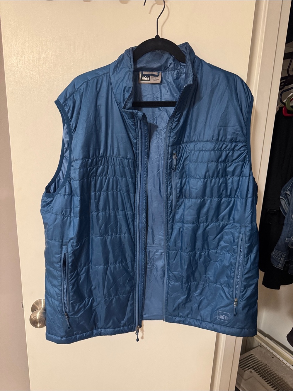 REI Men's Blue Quilted Lightweight Vest